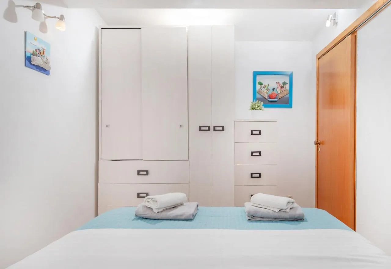 Apartment Maslina Split 0*,  Croatia